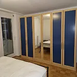 Privat Zimmer In 2 Zimmer Wohnung